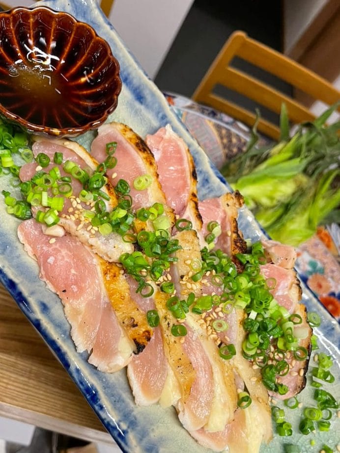 地鶏のタタキ